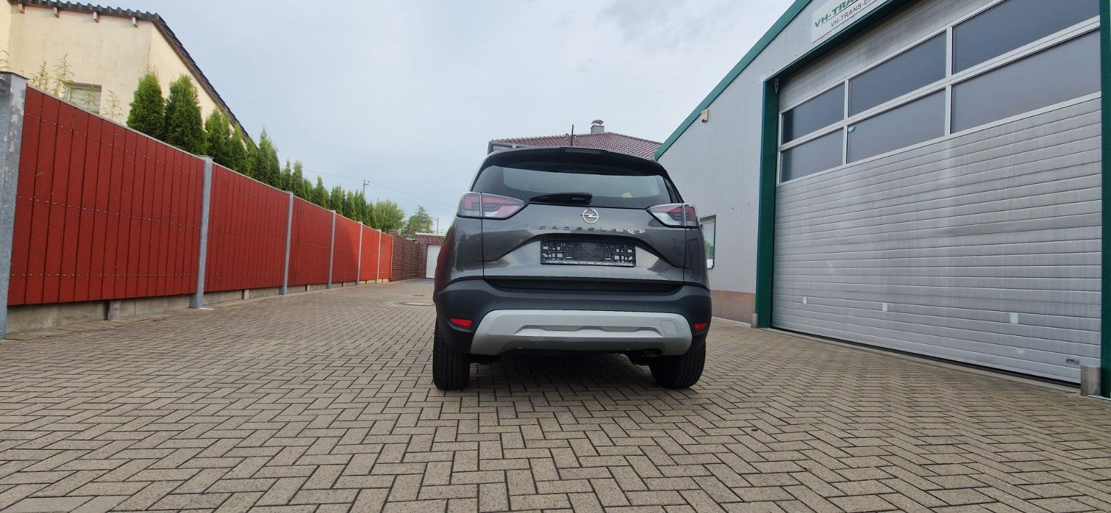 Opel Crossland Elegance Diesel - Samsaru's Car Outlet