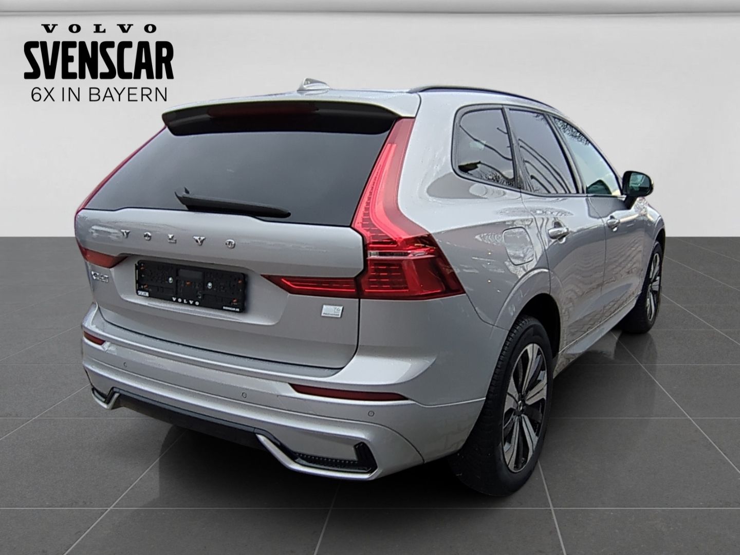 Volvo XC60 Plus Dark Recharge Plug-In Hybrid AWD T6 St