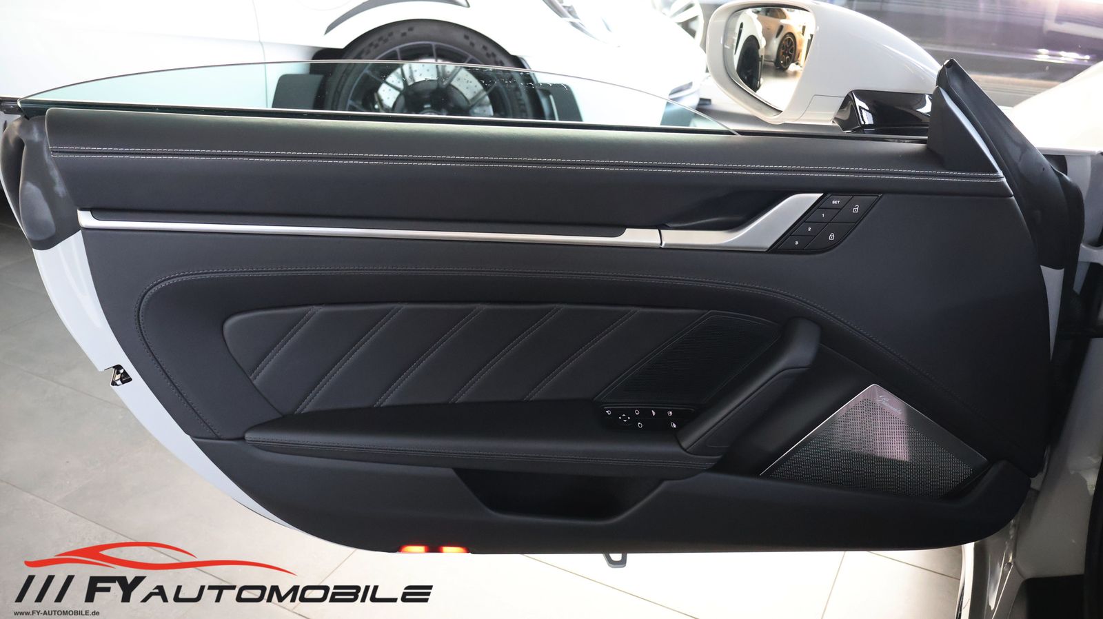Porsche 992 Turbo S Cabriolet Lift* Keramik* Garantie*