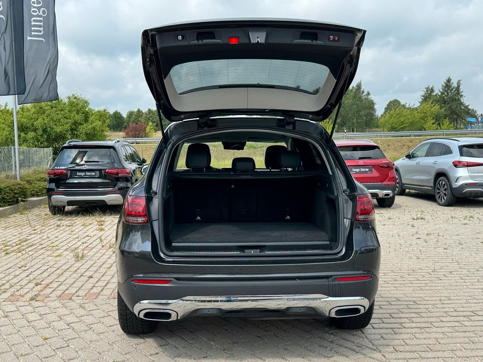 Mercedes-Benz GLC 300 de 4M EXCLUSIVE - Samsaru's Car Outlet