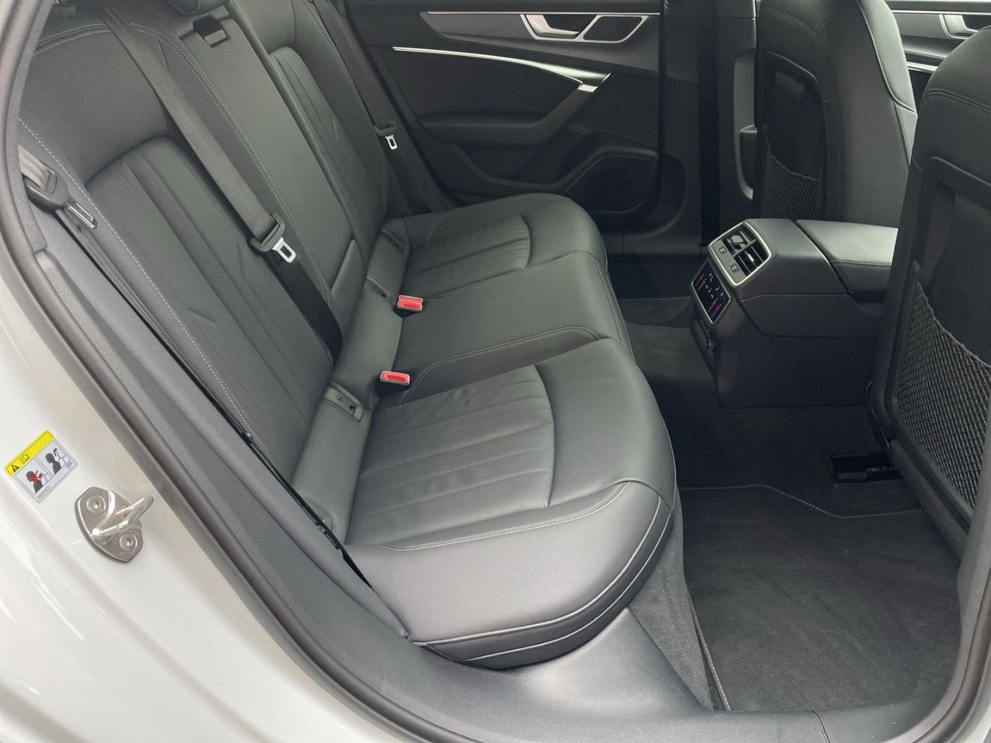 Audi A6 Avant 35 TDI advanced - Samsaru's Car Outlet