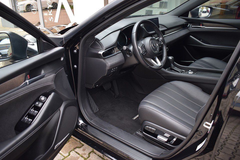 Mazda 6 2.5 194PS 6AG Takumi Schiebedach Leder Bose Ma