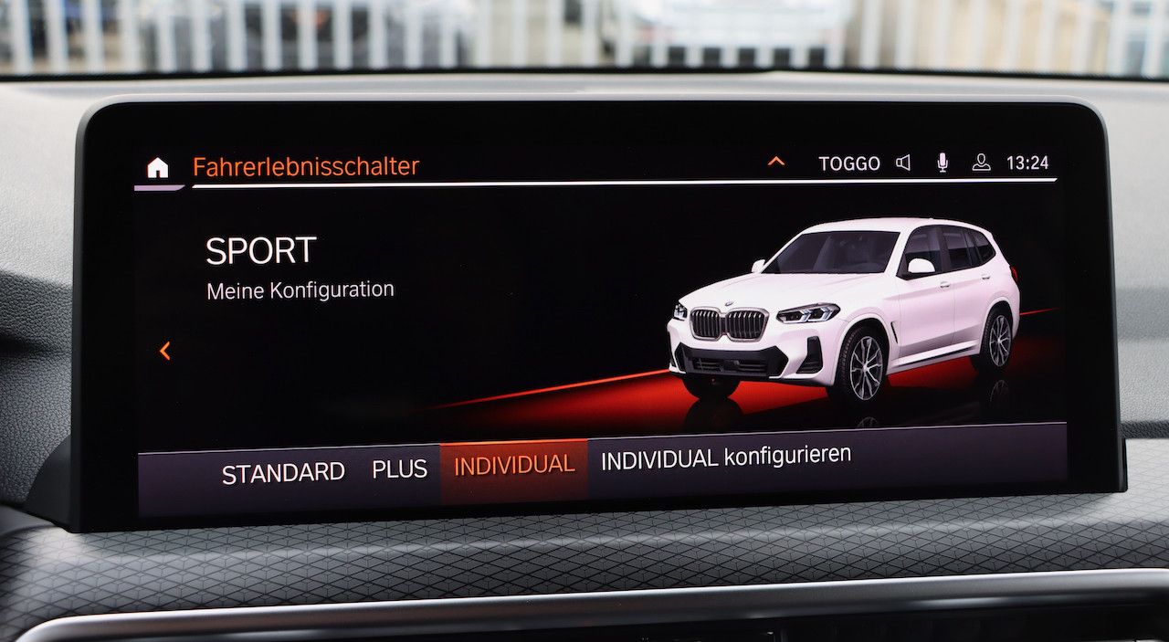 BMW X3 xDr 30d/M-SPORT/21Z/AHK/StHz/INDIVIDUAL/ACC/