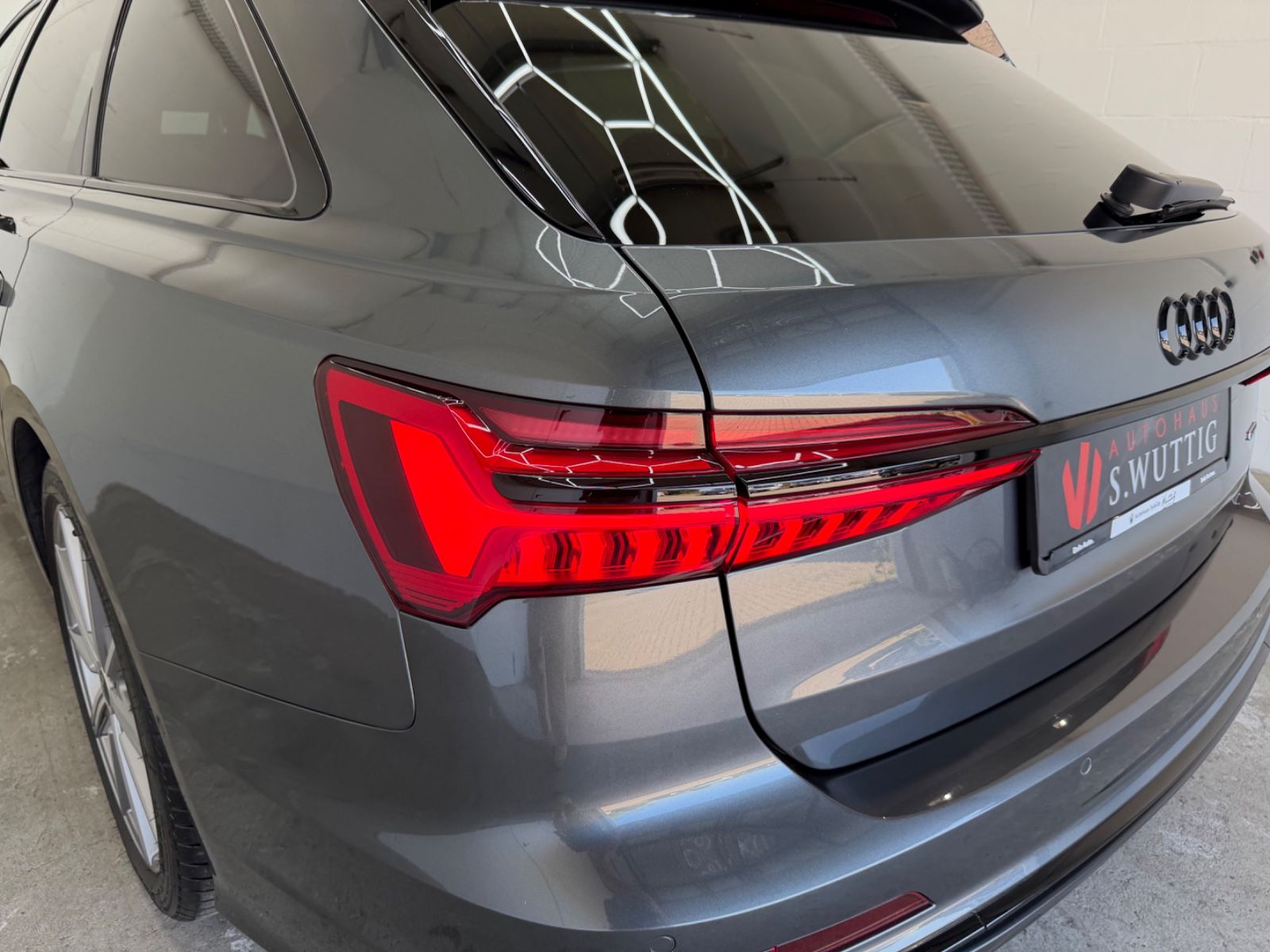 Audi A6 Avant 40 TDI quattro S line+MATRIC+ACC+B&O+