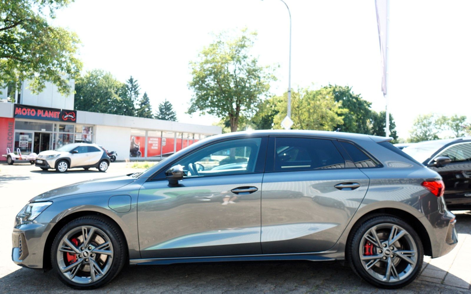 Audi A3 Sportback 45 TFSI e S line - Samsaru's Car Outlet