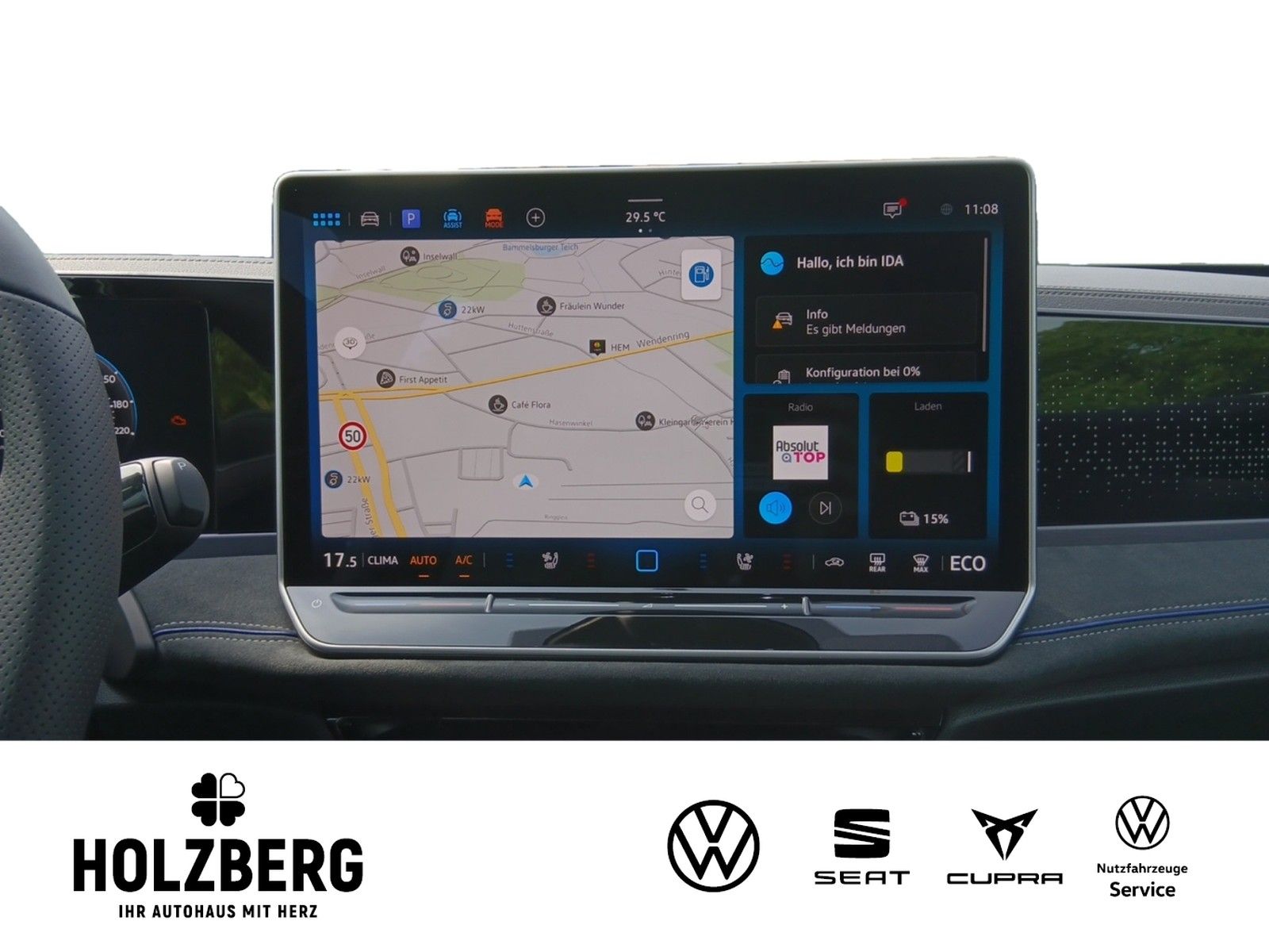 Volkswagen Passat R-Line 1.5 eHybrid DSG SIGNATURE+AHK+PANO