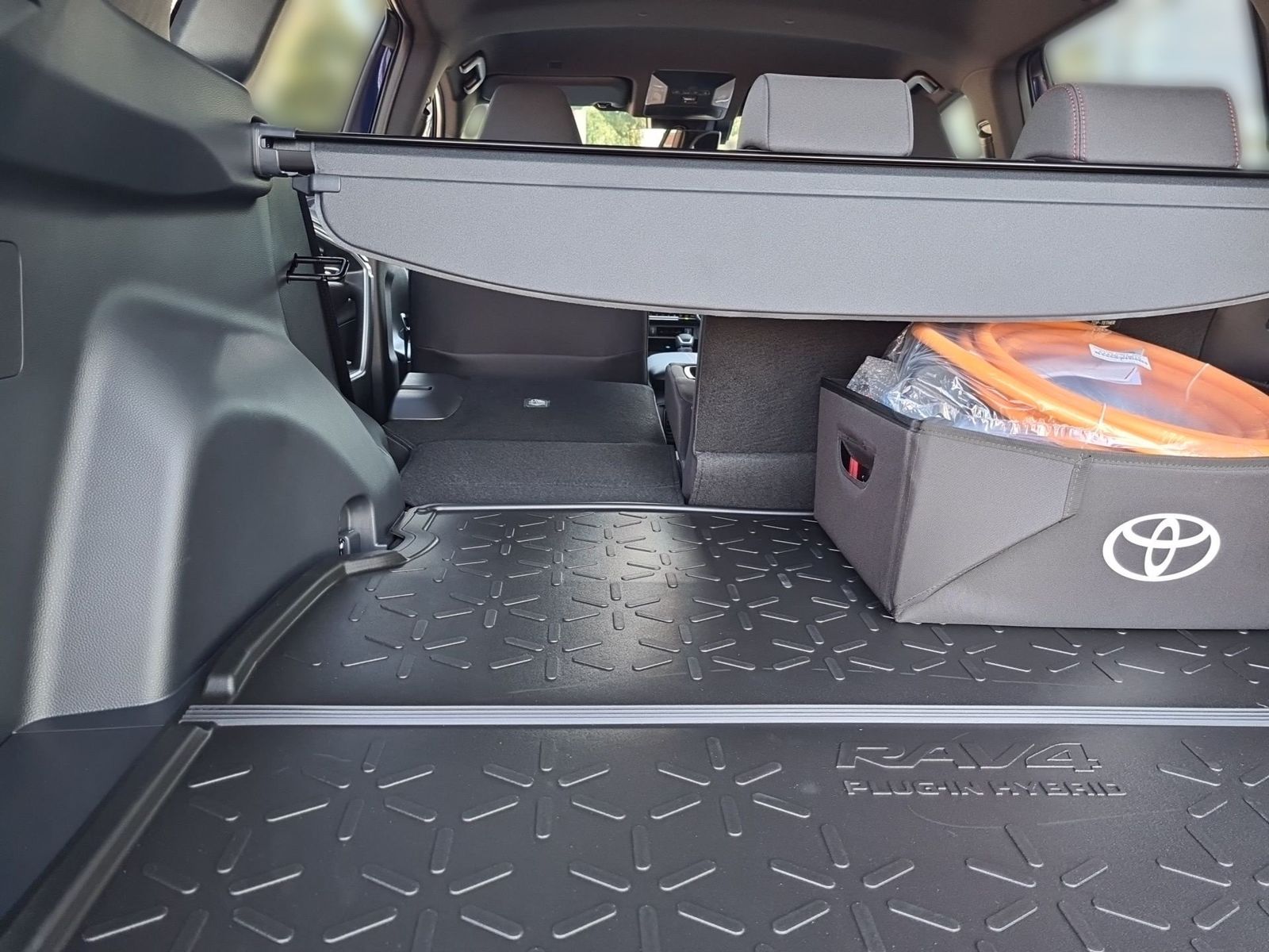 Toyota RAV4 2.5 Plug-In Hybrid Teamplayer ACC+AUT+LED+L