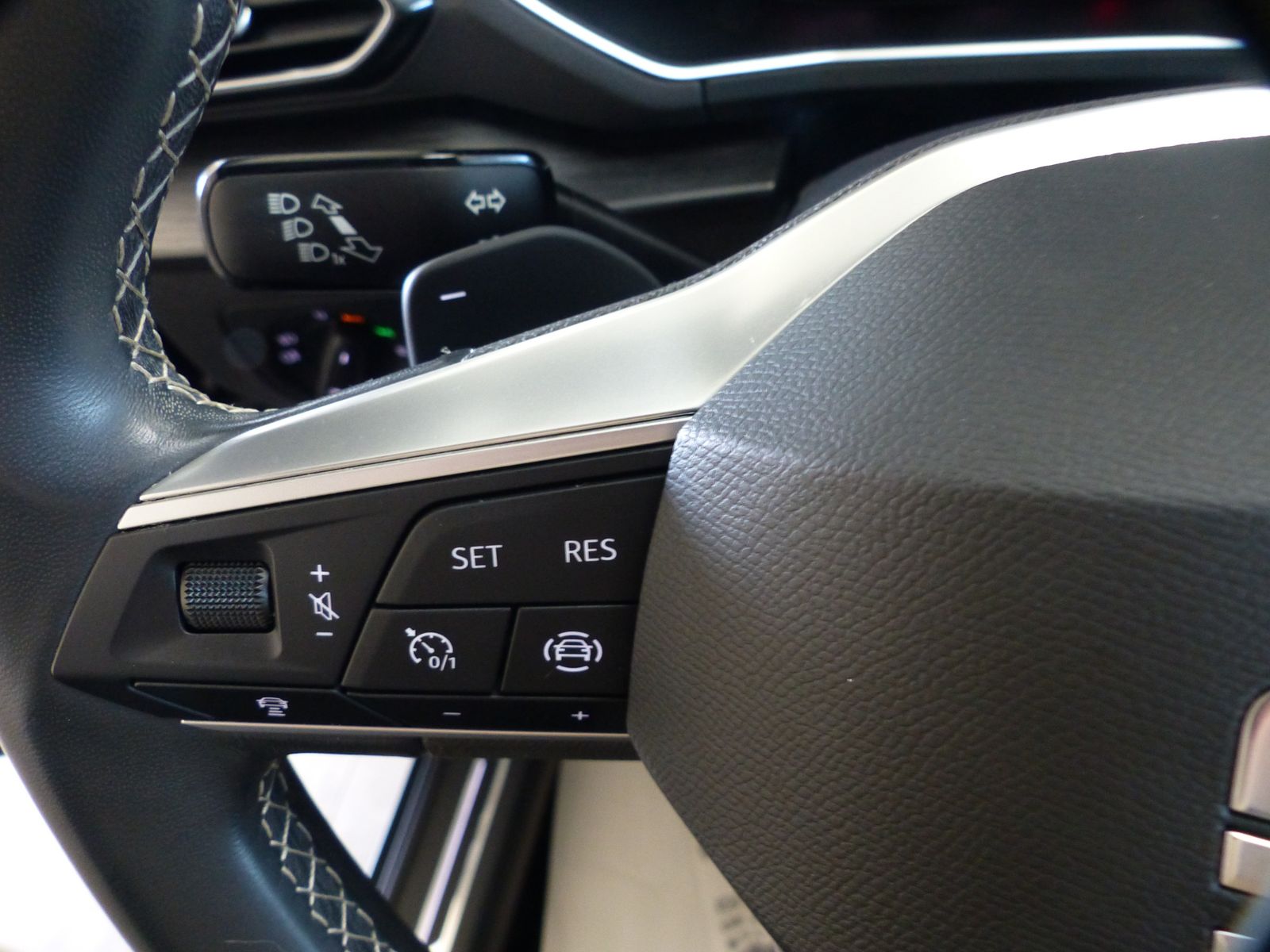Seat Tarraco Xcellence 4Drive AHK+LED+ACC+Standh+Navi