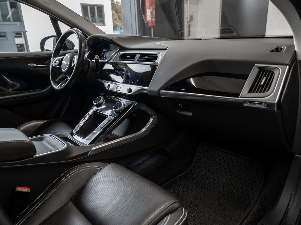 Jaguar I-Pace EV400 AWD SE NAVI LED ACC STANDHZ 360°