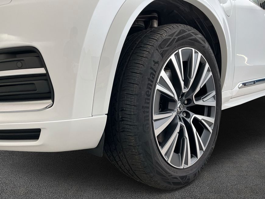Volvo XC90 T8 AWD Recharge - Samsaru's Car Outlet