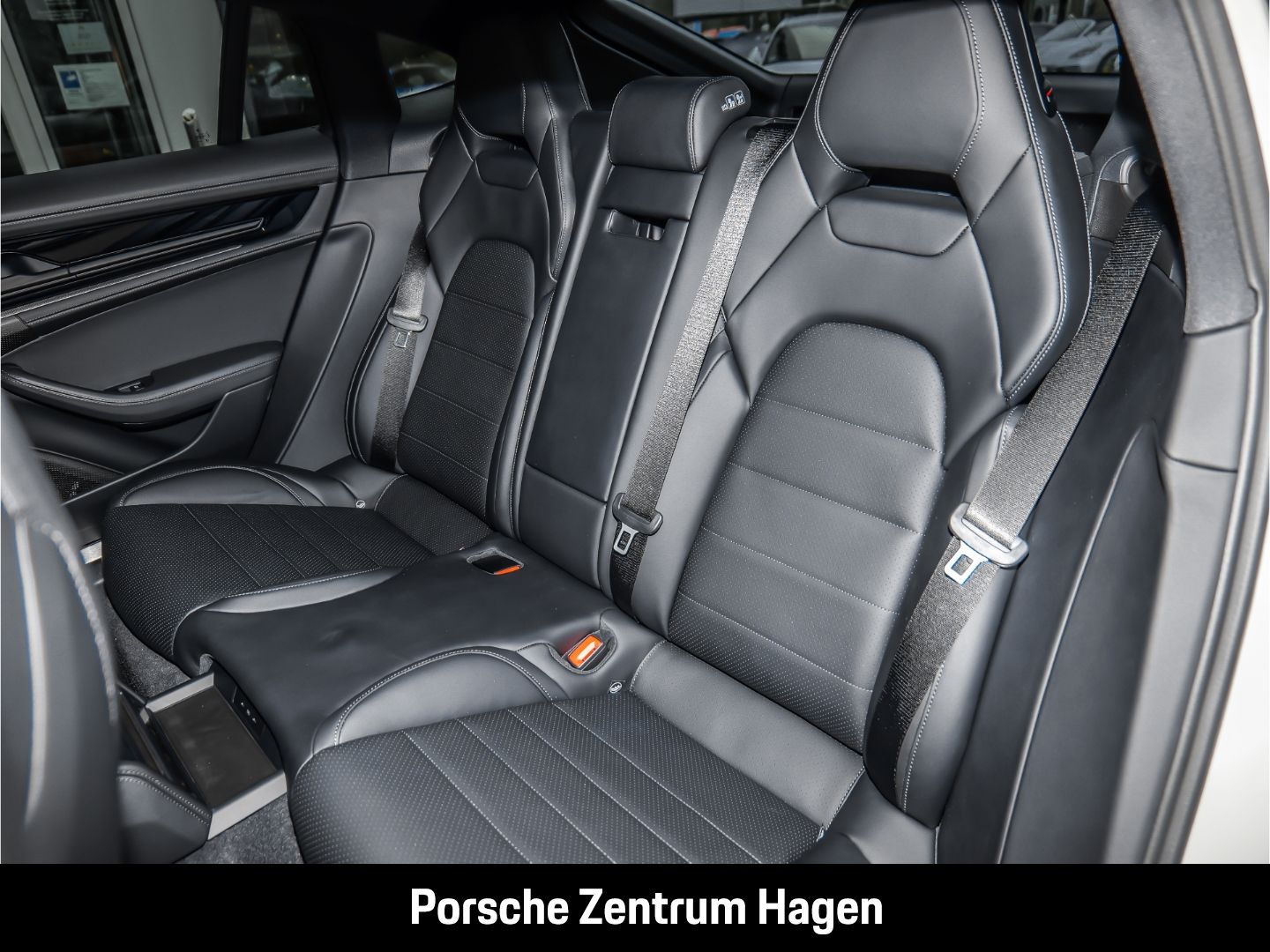 Porsche Panamera 4 E-Hybrid Sportabgasanlage LED-Matrix