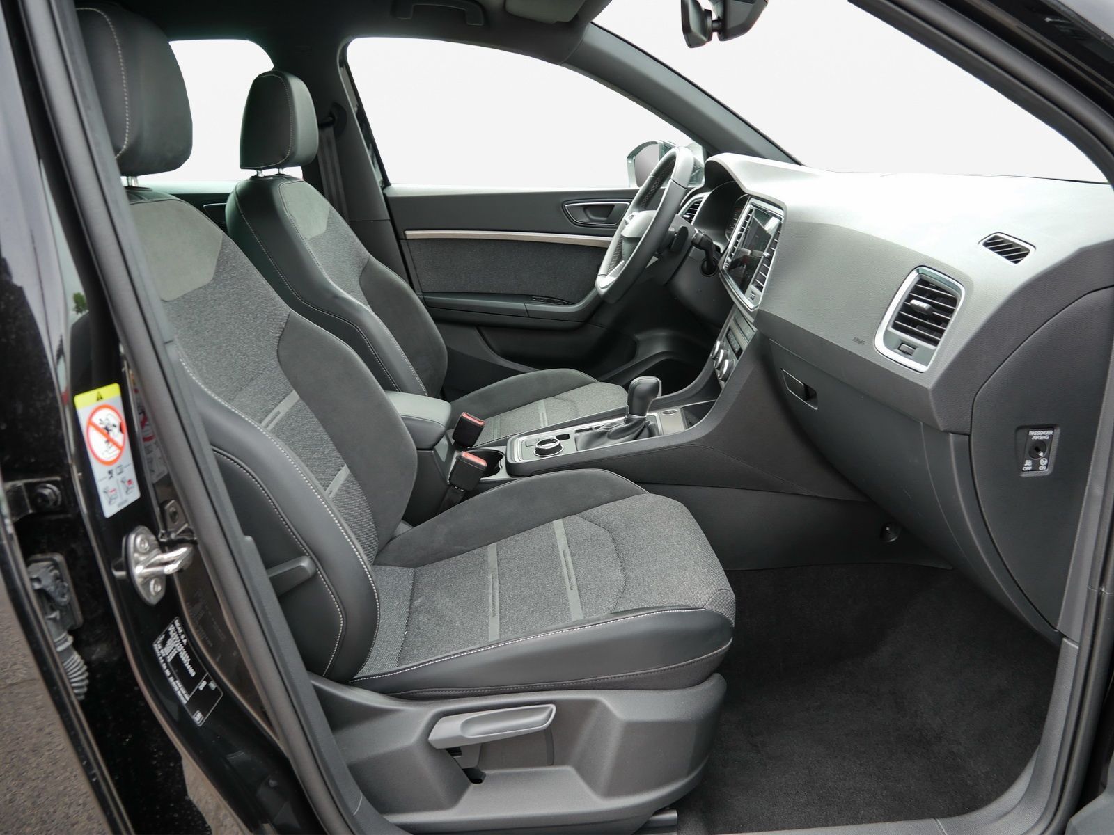 Seat Ateca Xperience 2.0 TDI RFK*LED*ACC*AHK*Navi