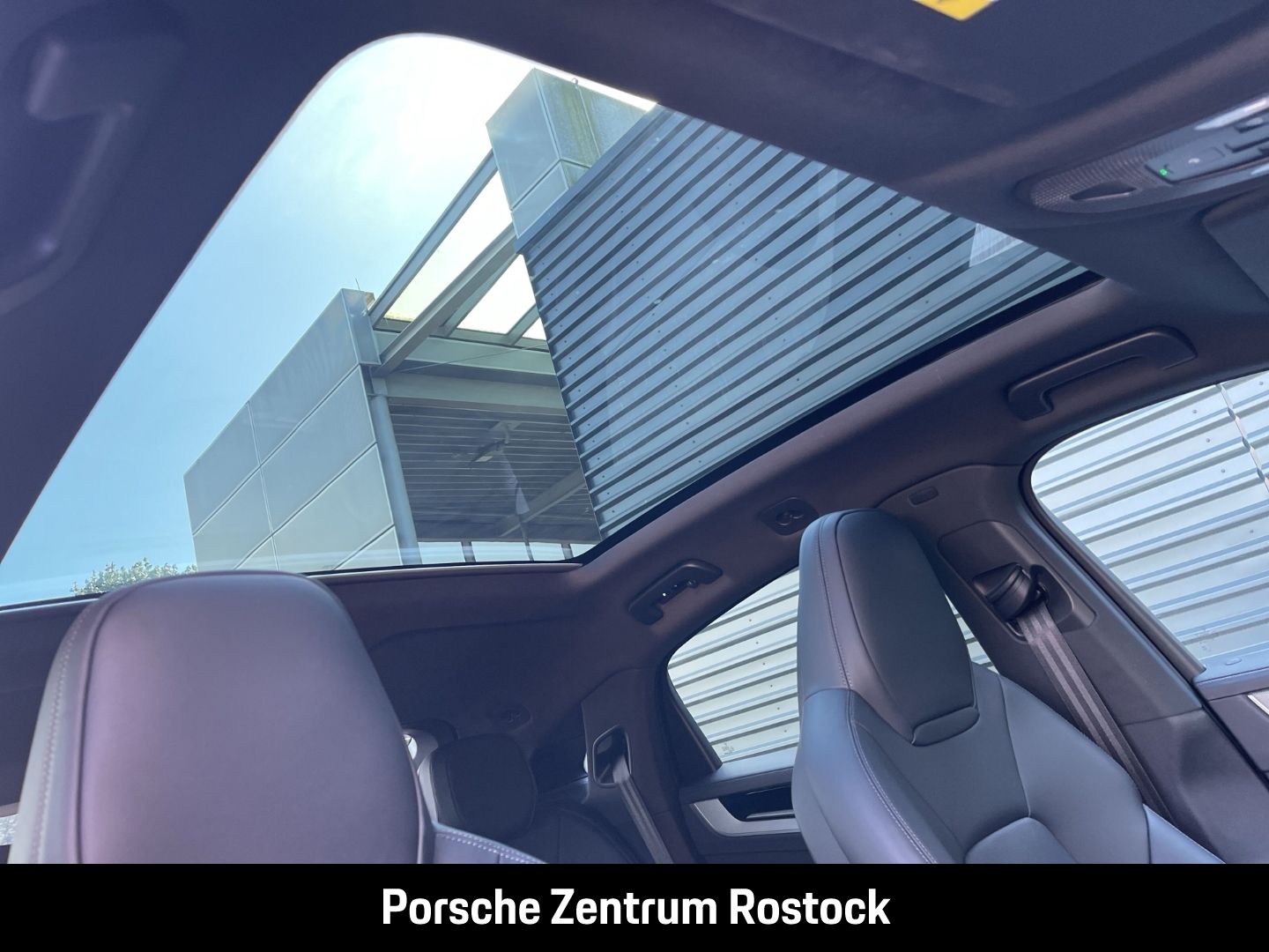 Porsche Cayenne E-Hybrid Coupe BOSE Panorama InnoDrive