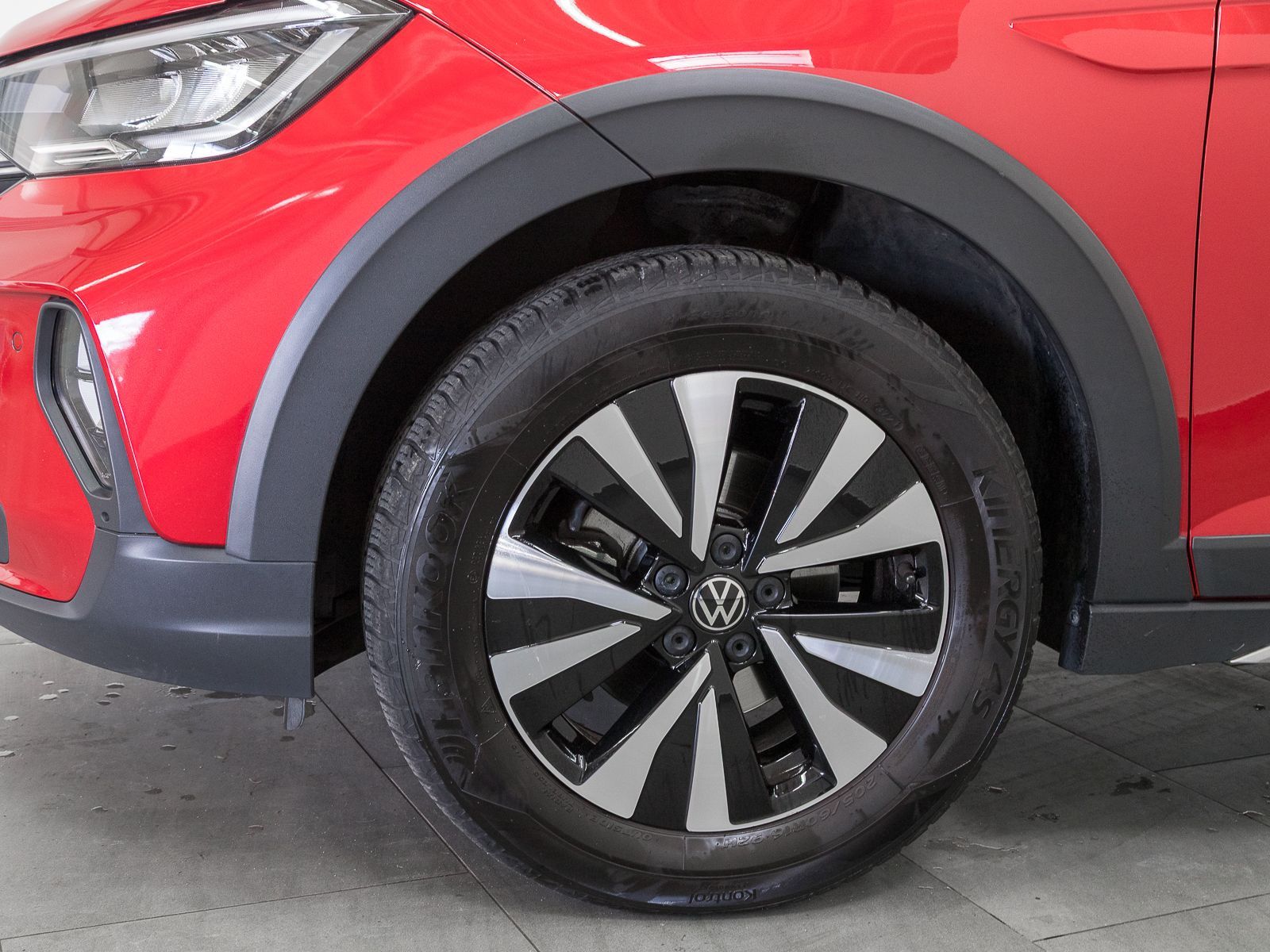 Volkswagen Taigo 1.0 TSI LIFE - Samsaru's Car Outlet