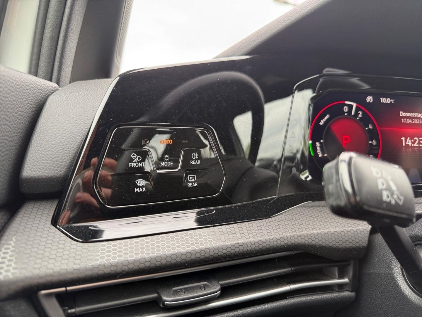 Volkswagen Golf 8 VIII GTE 1.4 eHybrid - Samsaru's Car Outlet