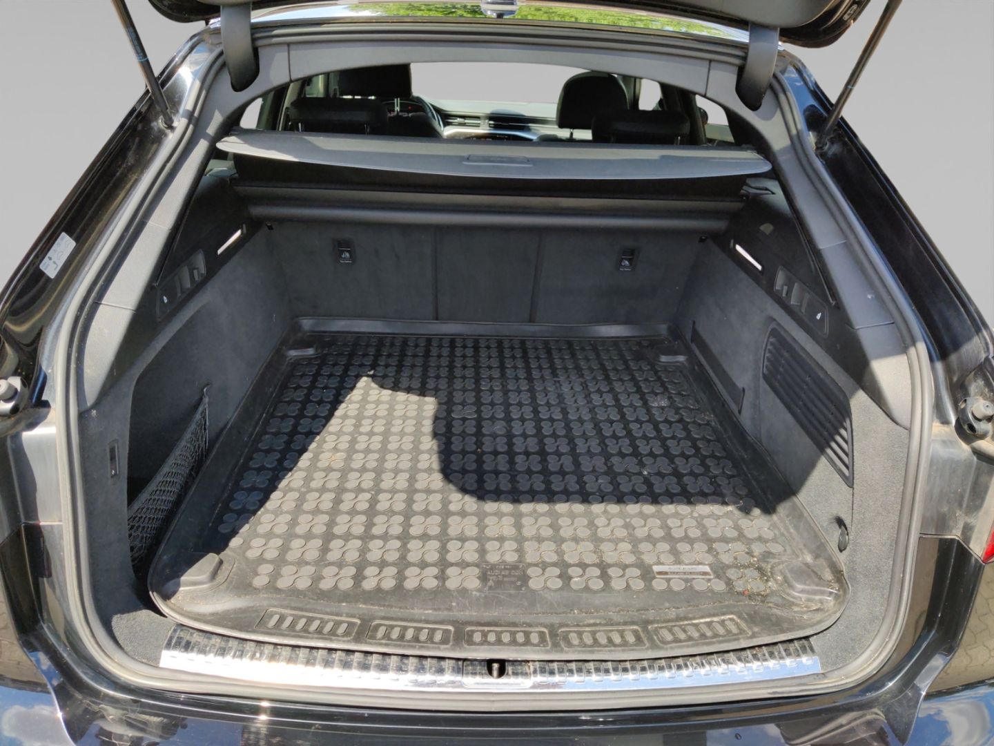 Audi A6 Avant 45 TDI - Samsaru's Car Outlet