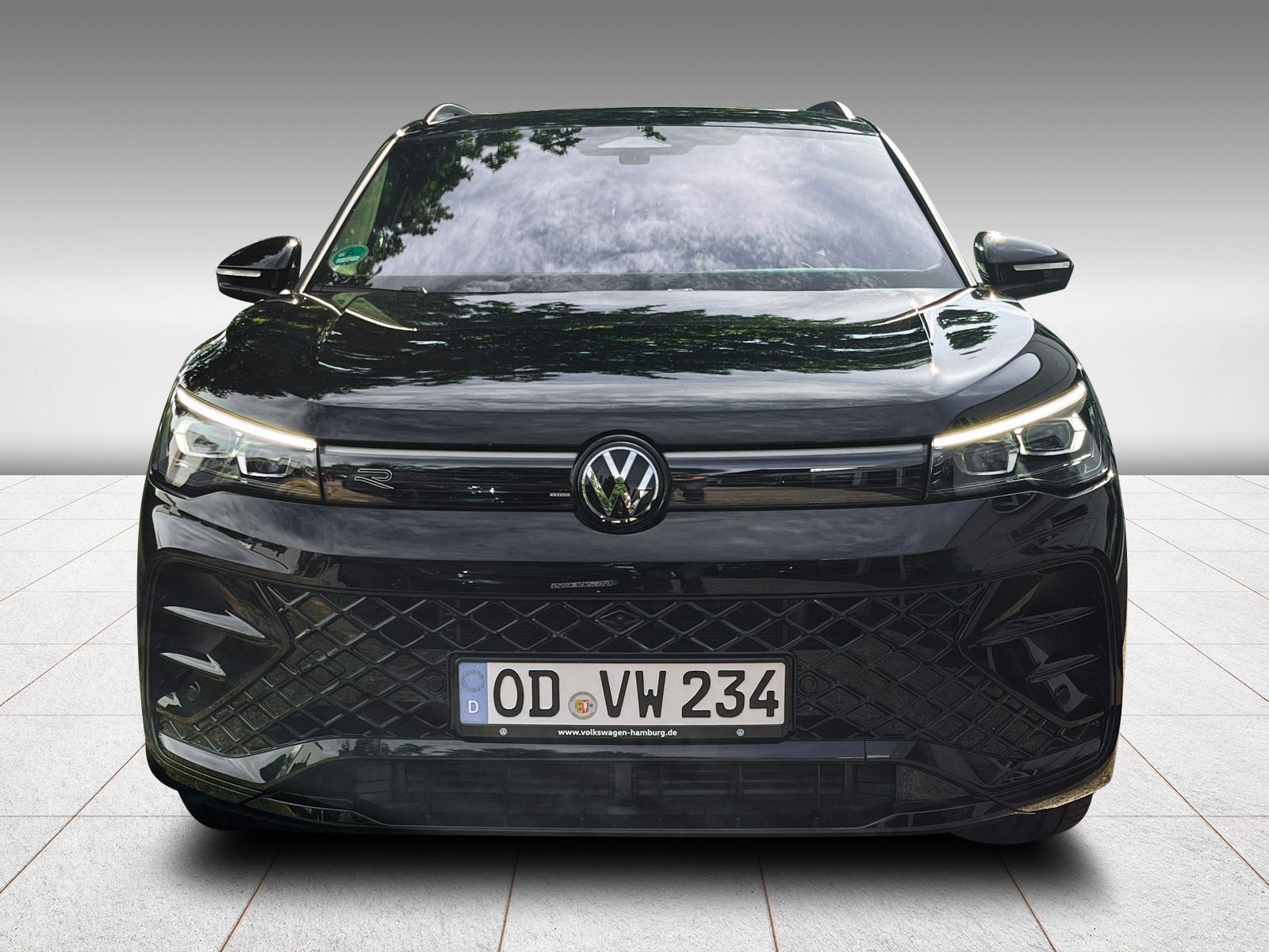 Volkswagen Tiguan 2.0 TSI R-Line 4Mo. DSG Matrix AHK Stdhzg