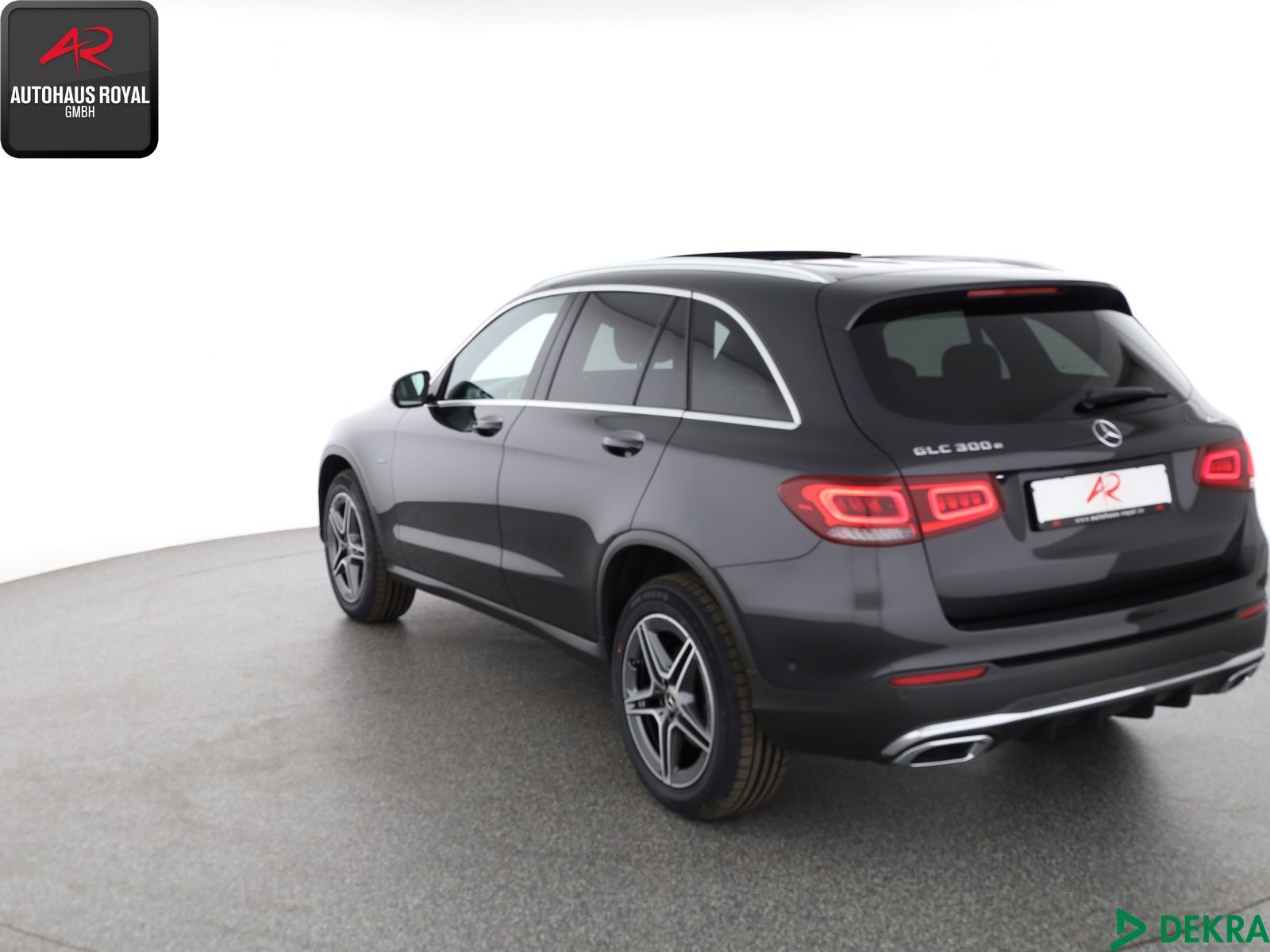 Mercedes-Benz GLC 300 e 3x AMG - Samsaru's Car Outlet
