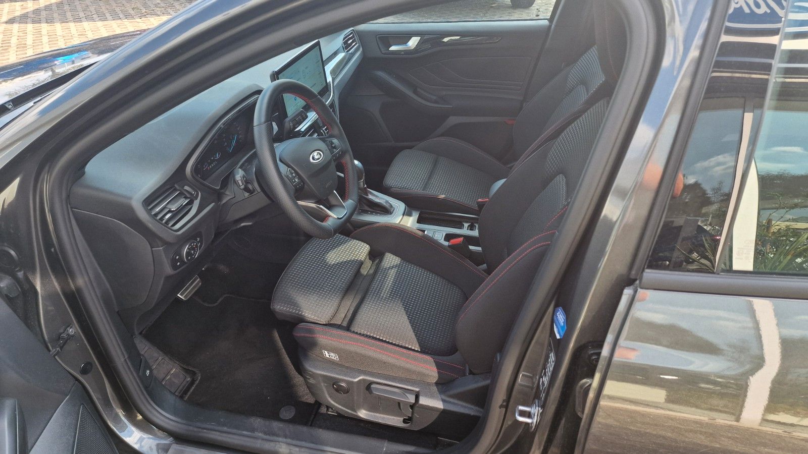 Ford Focus Turnier ST-Line|Autom.|Winterp.|FAP2|
