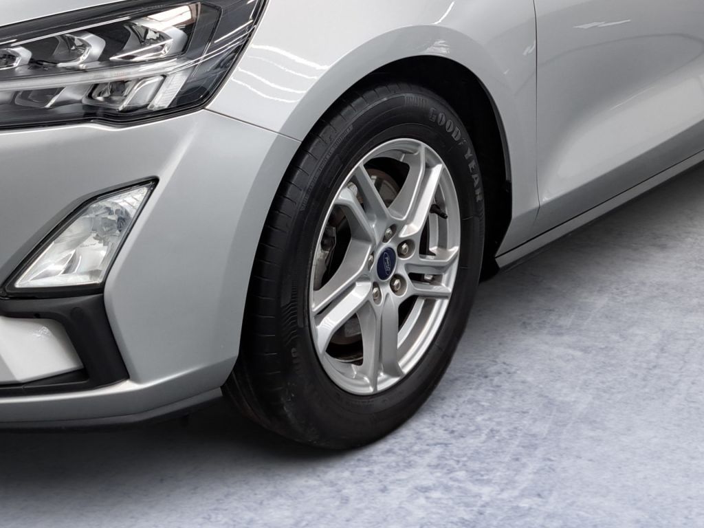 Ford Focus Turnier 2.0 Aut. COOL&CONNECT LED NAVI AHK