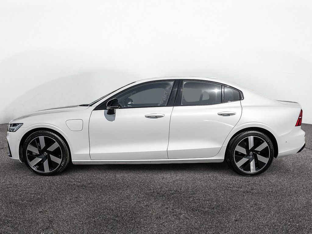 Volvo S60 T8 Ultimate Dark Recharge AWD STANDHZ B&W