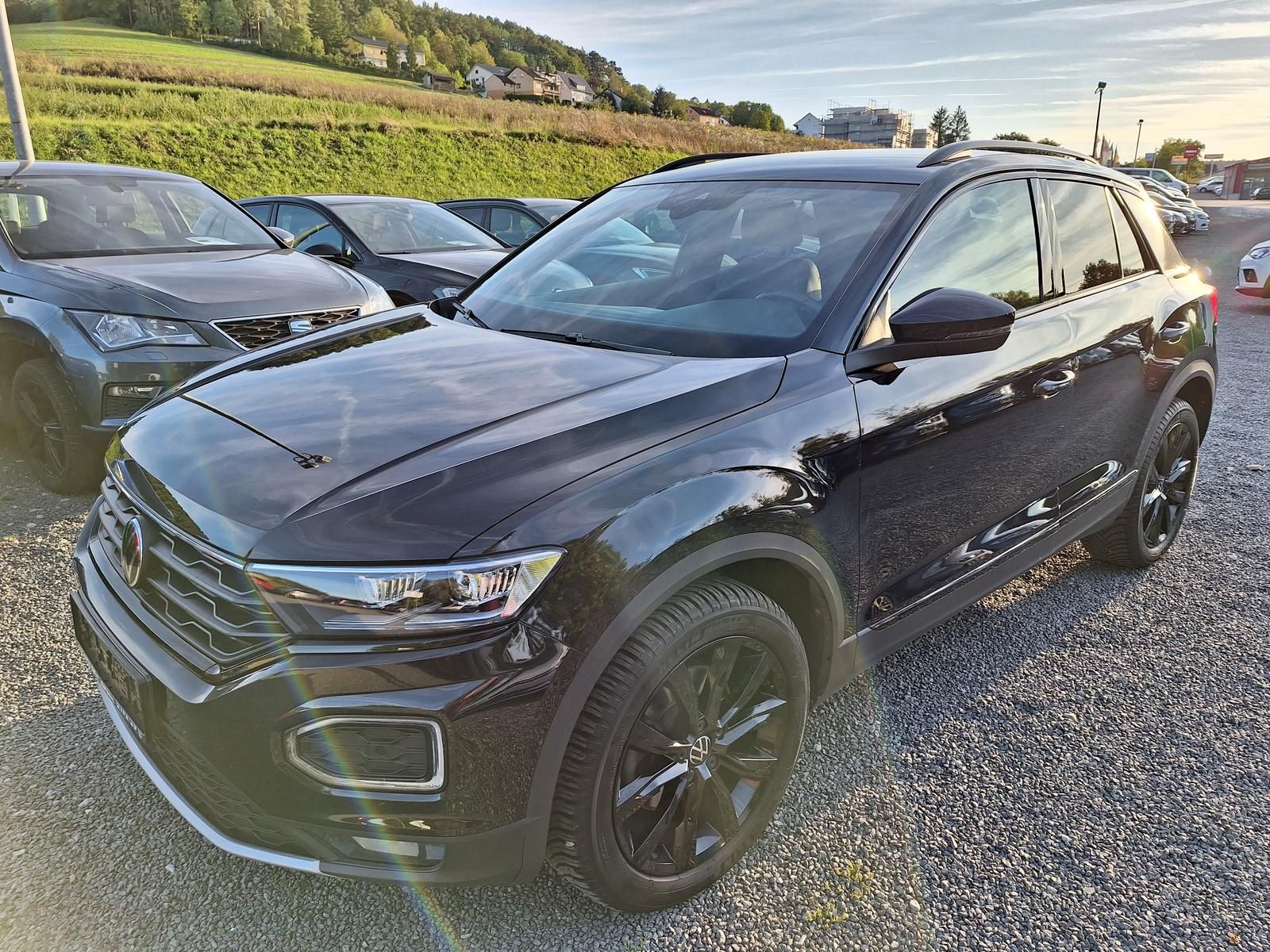 Volkswagen T-Roc 2.0 TSI DSG Sport 4Motion Black-Style - Samsaru's Car Outlet