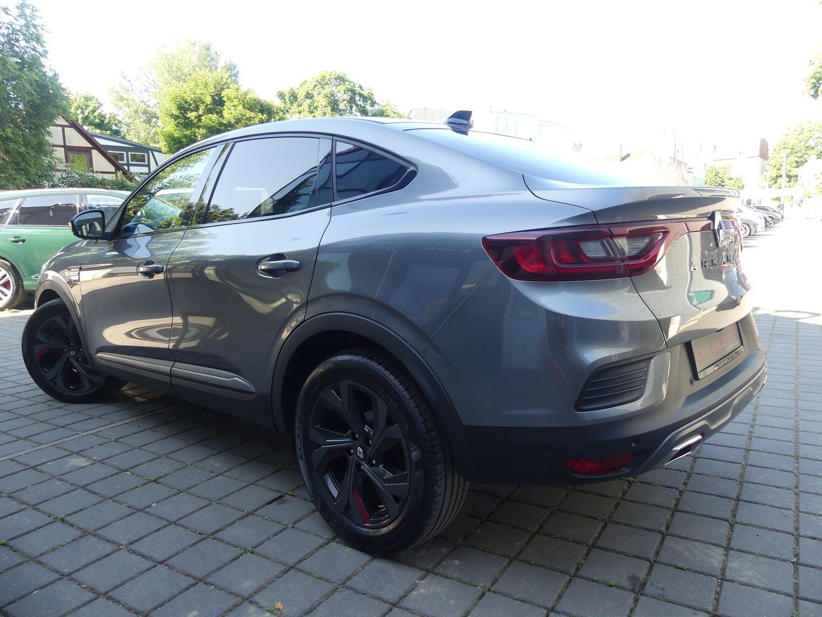 Renault Arkana 1.3 TCe R.S. Line Mild Hybid - Samsaru's Car Outlet