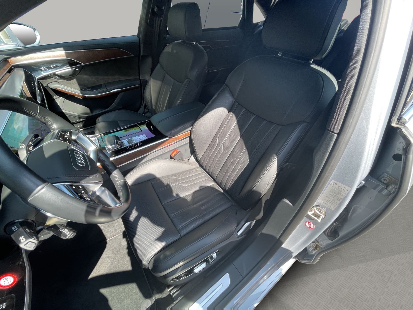 Audi A8 Lang 50 TDI qu. - Samsaru's Car Outlet