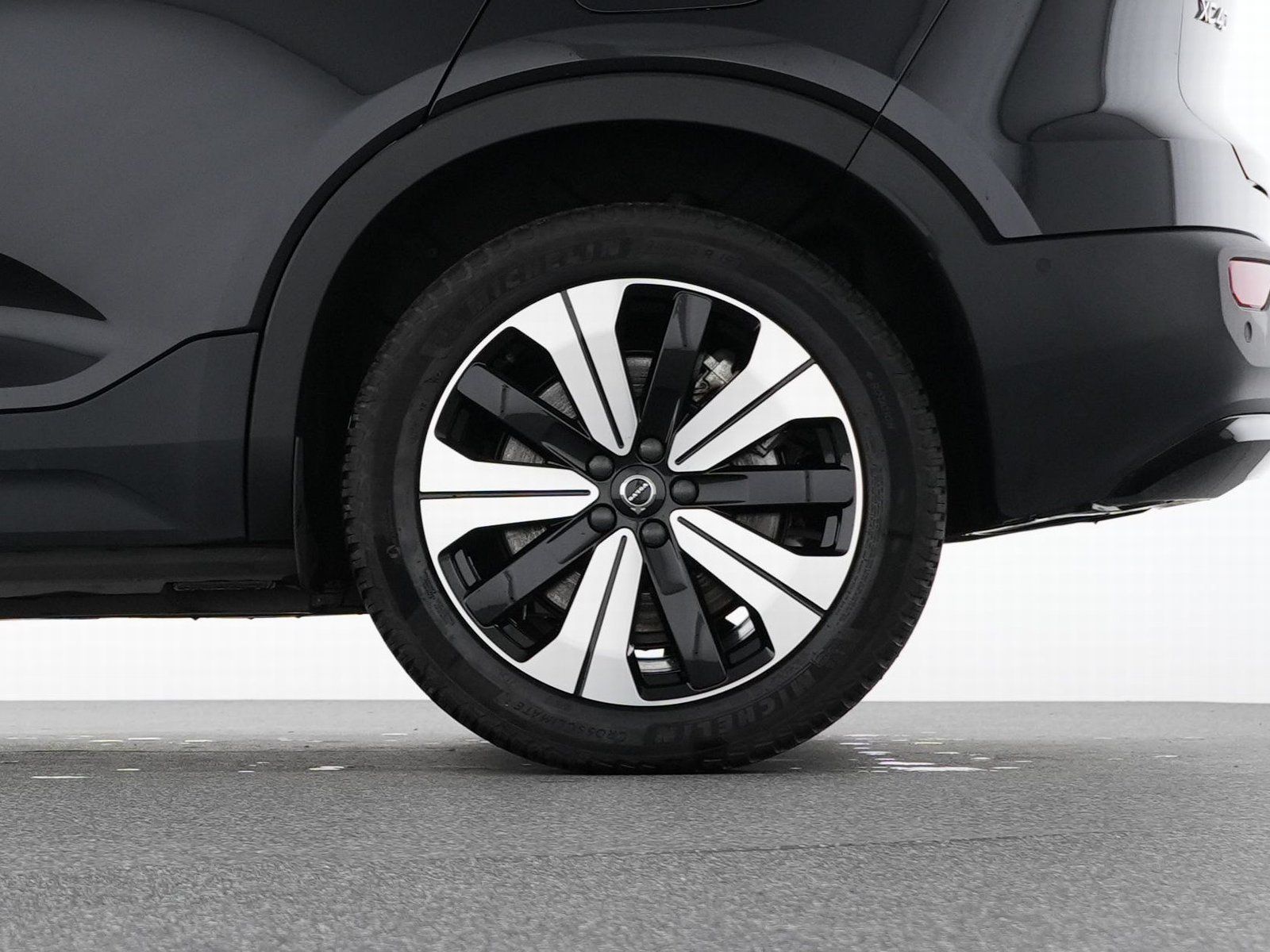 Volvo XC40 Recharge Ultimate - Samsaru's Car Outlet