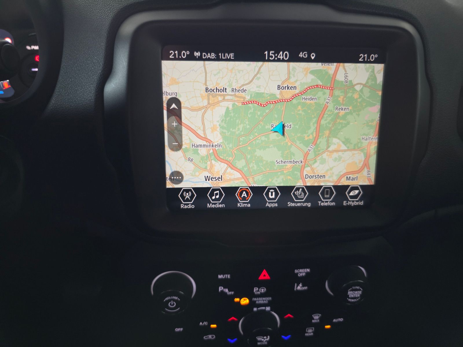 Jeep Renegade S Plug-In-Hybrid 4xe mit AHK