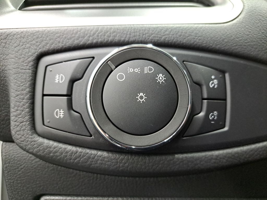 Ford S-Max 2.0  Business Aut. NAVI SHZ ACC LED RFK