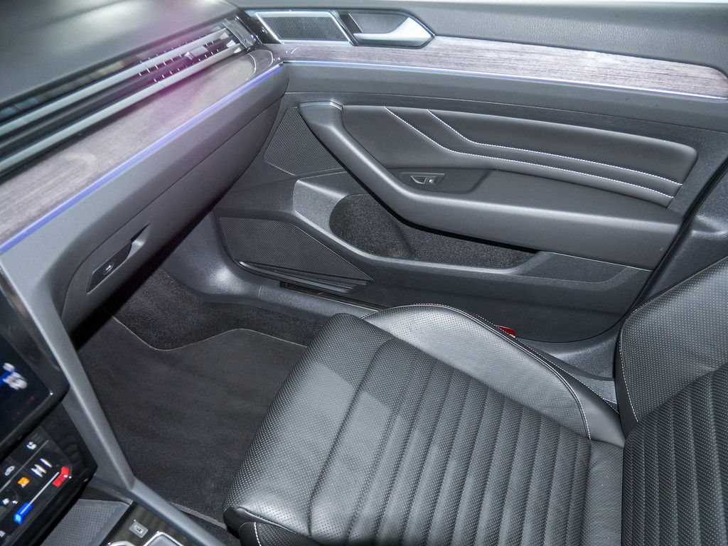 Volkswagen Passat Variant Alltrack 2,0 l TSI 4M DSG AHK ACC