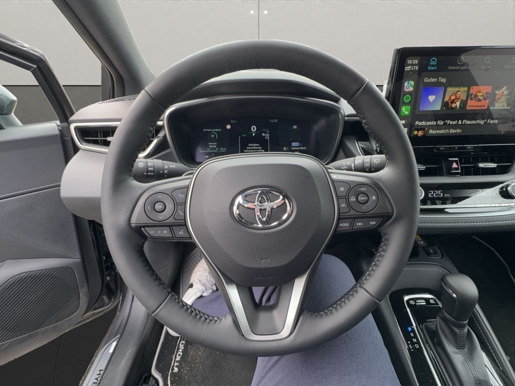Toyota Corolla 2.0 Hybrid Touring Sports - Samsaru's Car Outlet