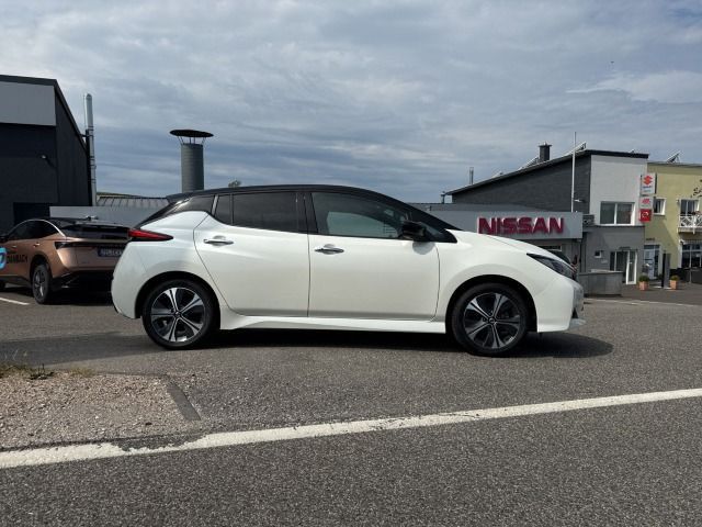 Nissan Leaf N-Connecta - Samsaru's Car Outlet