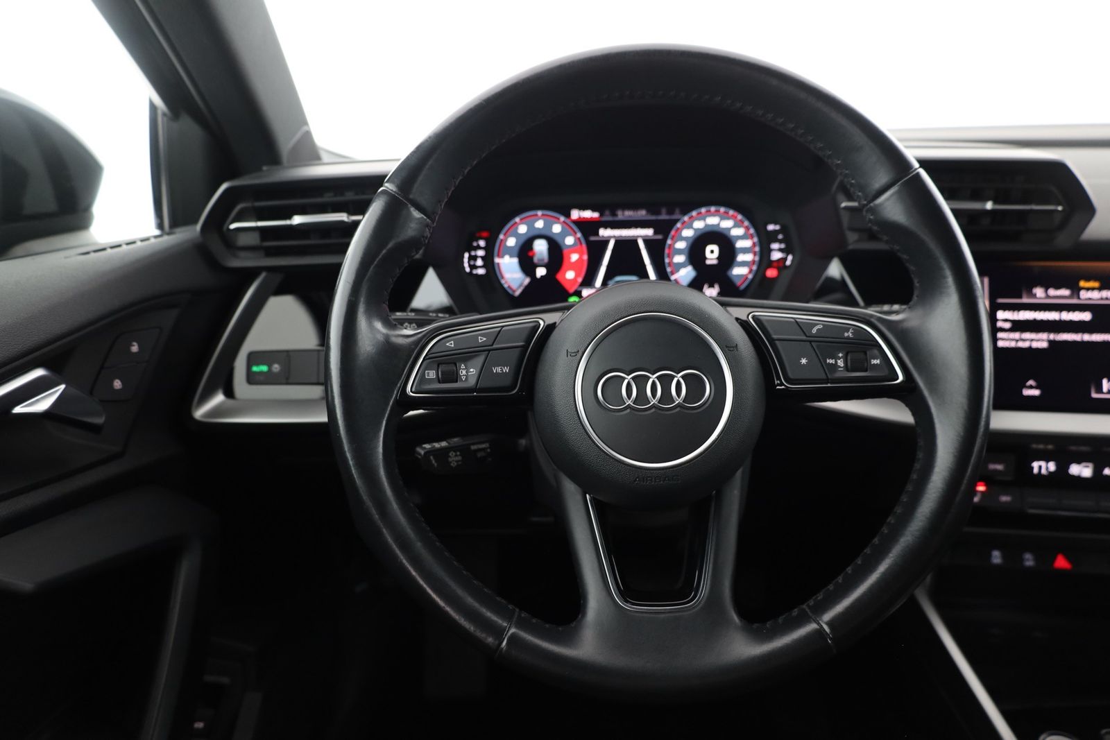 Audi A3 Sportback 35 TFSI S-Tronic - Samsaru's Car Outlet