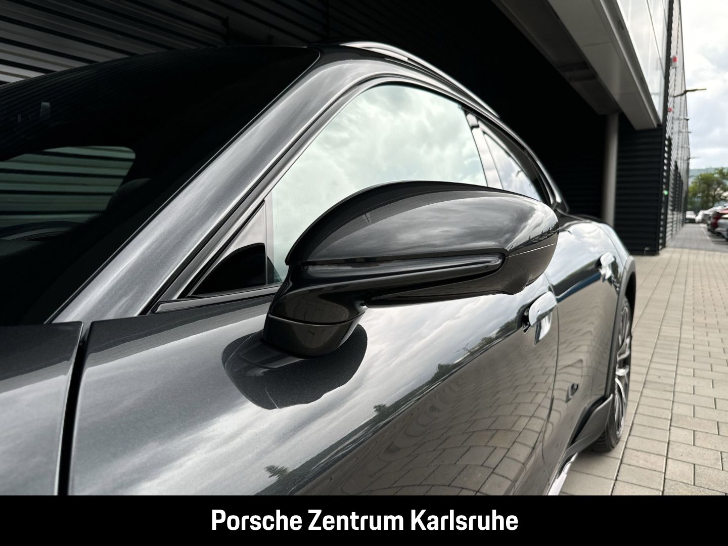 Porsche Taycan 4 Cross Turismo Offroad HA-Lenkung InnoDr