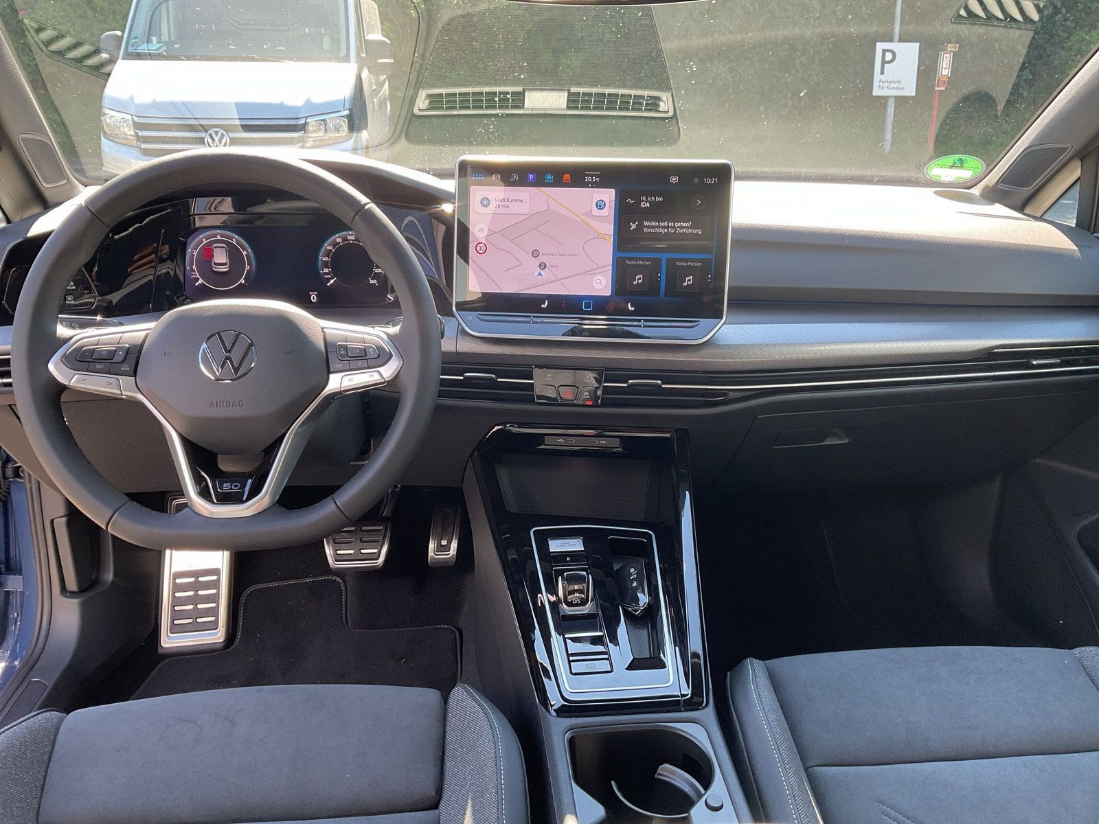Volkswagen Golf VIII Edition 50 1.5 eTSI DSG AHK Area View