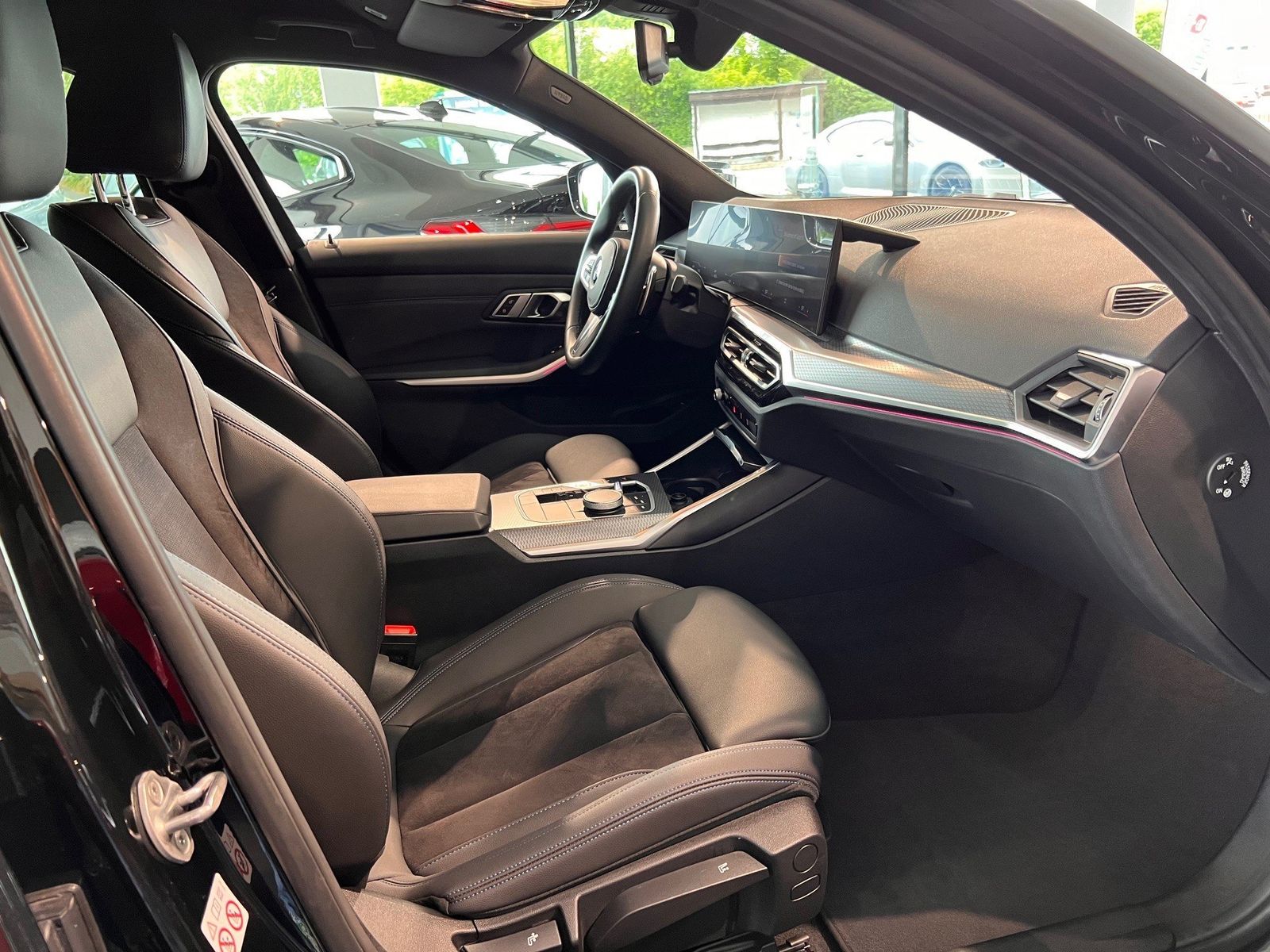 BMW 320d xDrive M Sport - Samsaru's Car Outlet