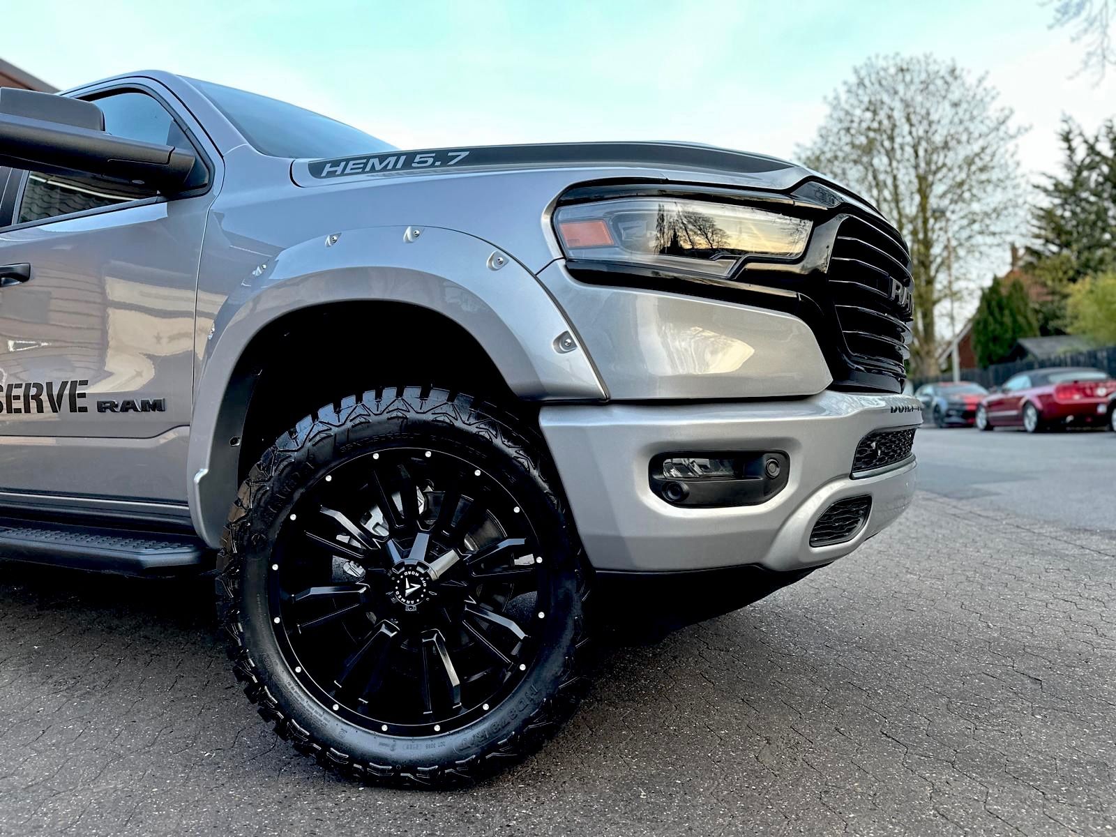 Dodge BUILT TO SERVE*LPG*4X4*OFF-ROAD*BÜGEL*AHK*NAVI*