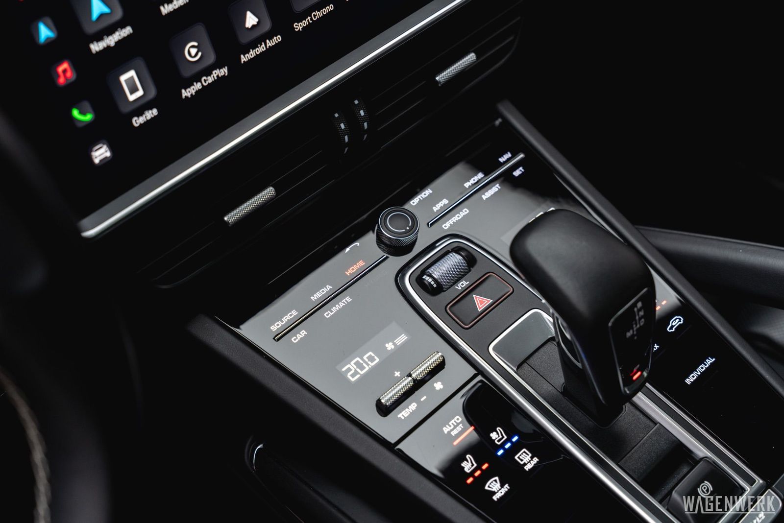 Porsche Cayenne Coupé Turbo S E-Hybrid MASSAGE AHV INNOD