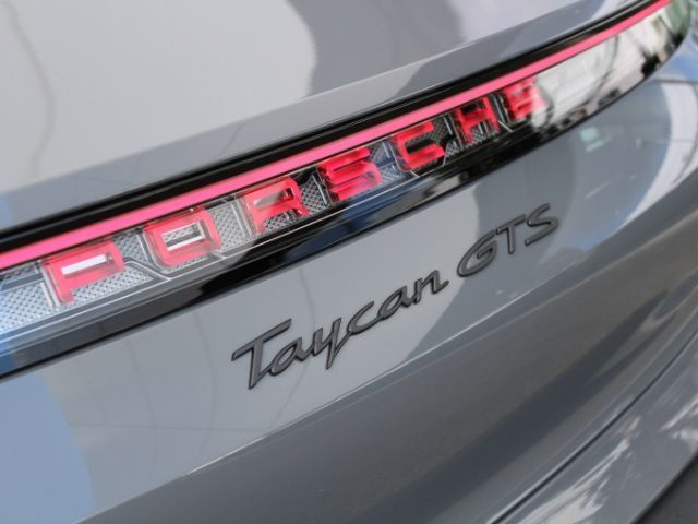 Porsche Taycan GTS