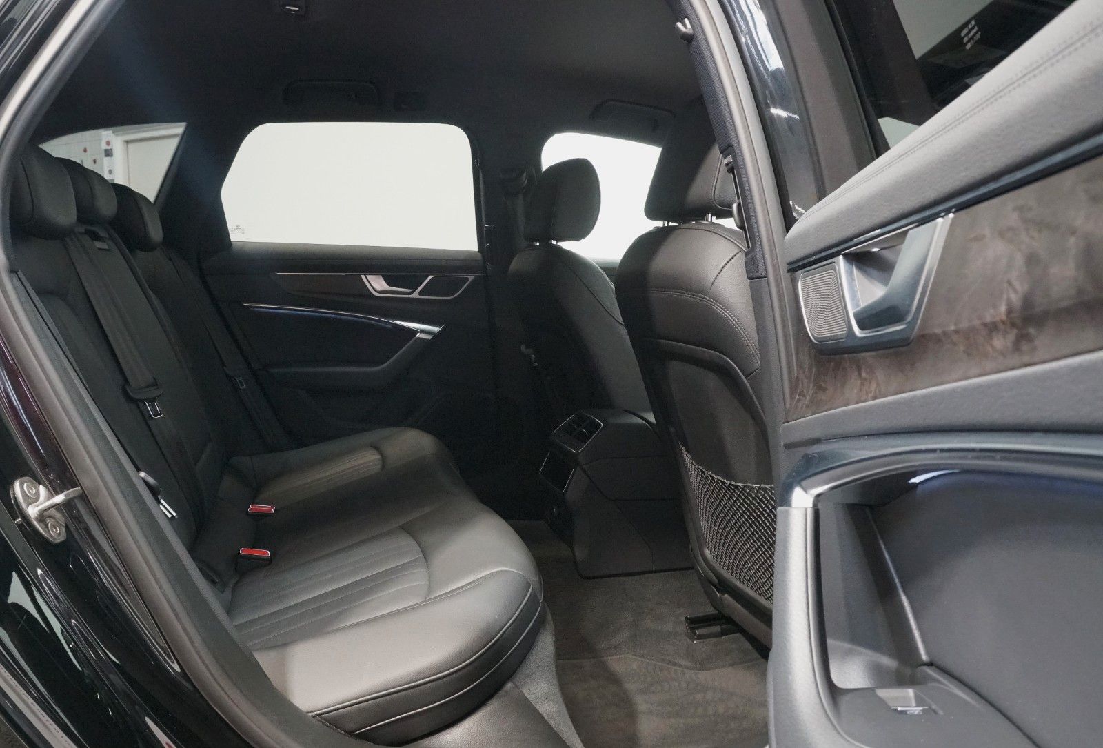 Audi A6 Avant 45 TDI quattro - Samsaru's Car Outlet