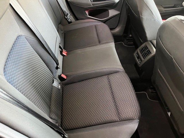 Volkswagen Golf VIII 1.5 TSI Lim. United - Samsaru's Car Outlet