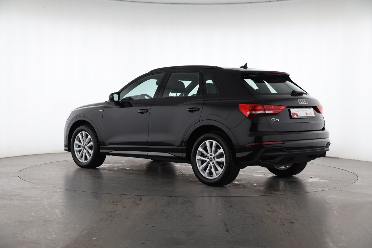 Audi Q3 35 TDI quattro S tronic S line - Samsaru's Car Outlet