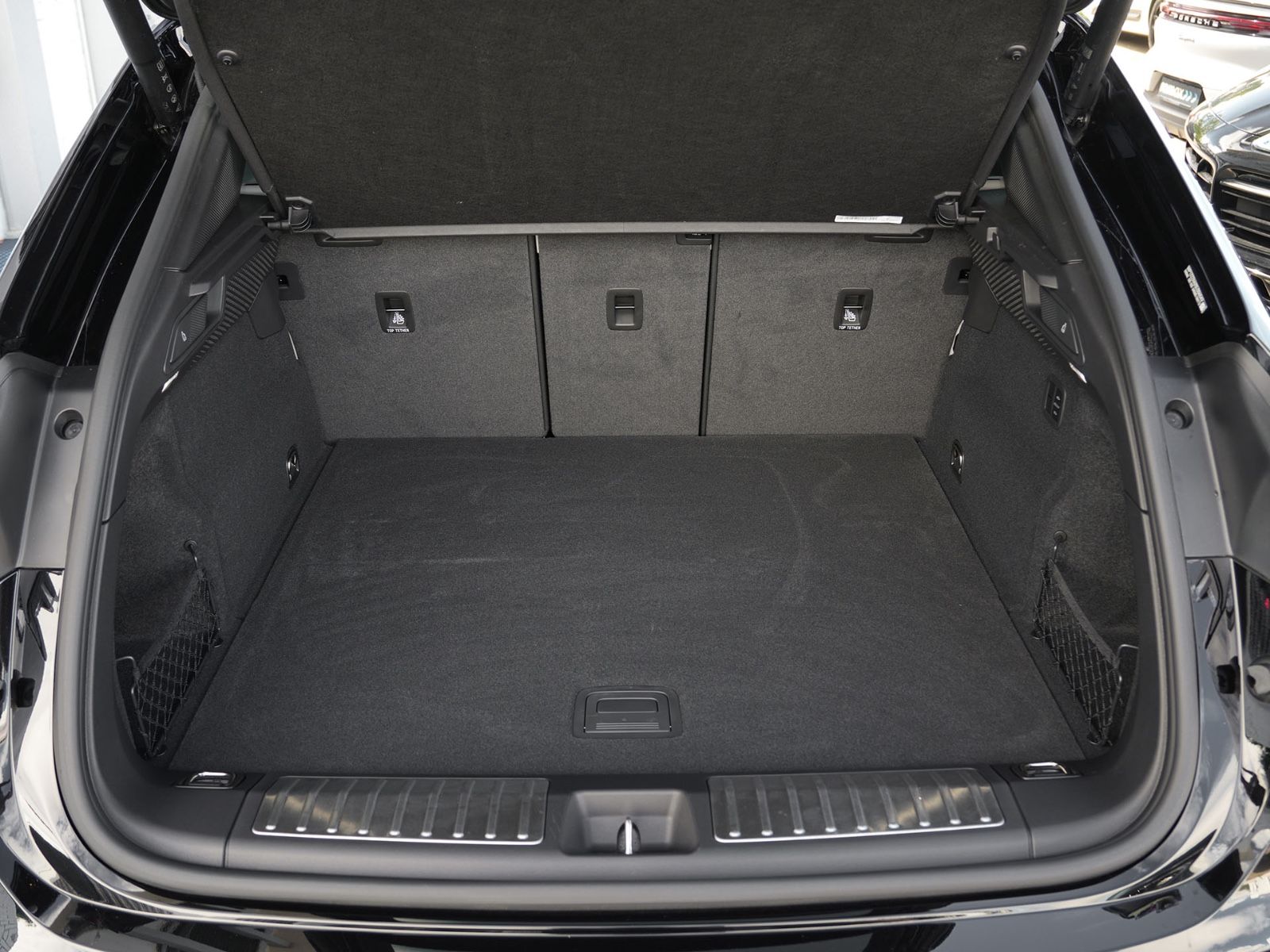 Porsche Macan 4 ACC-LUFTF.-PANO-BOSE-22"RS-LEDER KREIDE