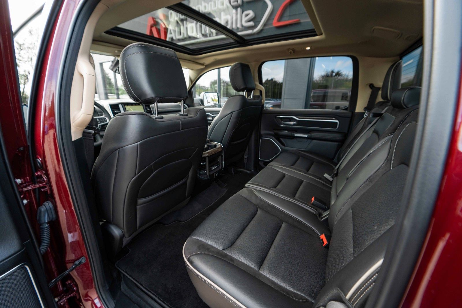 Dodge RAM 5,7 Hemi LARAMIE LPG BRC GAS PANO/LED/AHK/
