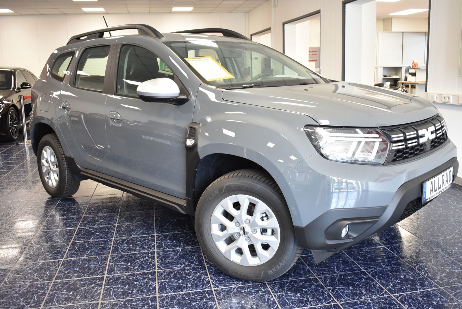 Dacia Duster Expression 4WD - Samsaru's Car Outlet