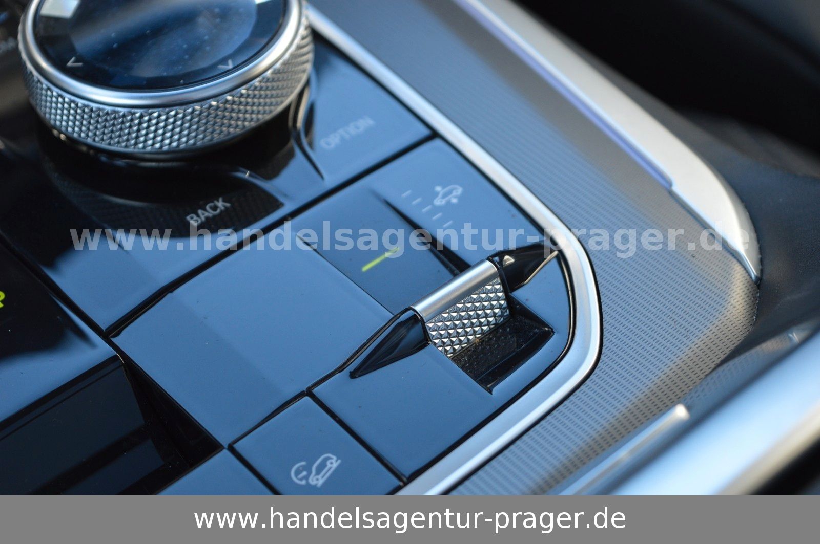 BMW X5 40d M Sport Massage Luft Stdhzg Laser HUD