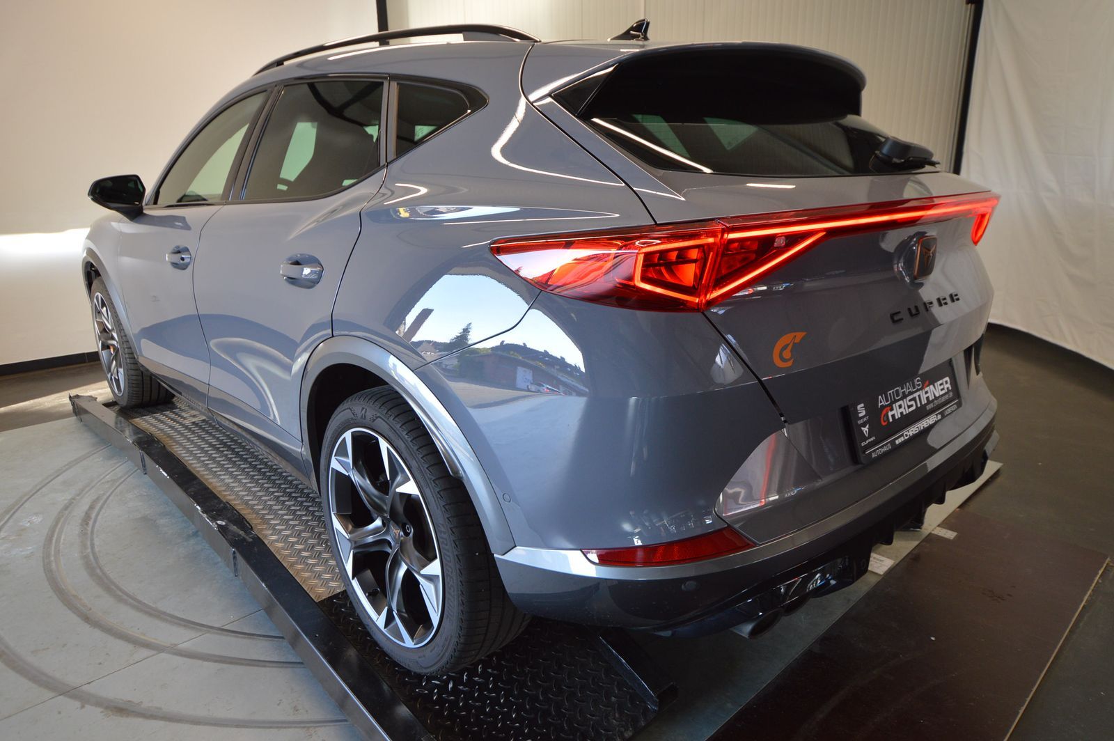 Cupra Formentor VZ 2.0 TSI 4Drive - Samsaru's Car Outlet