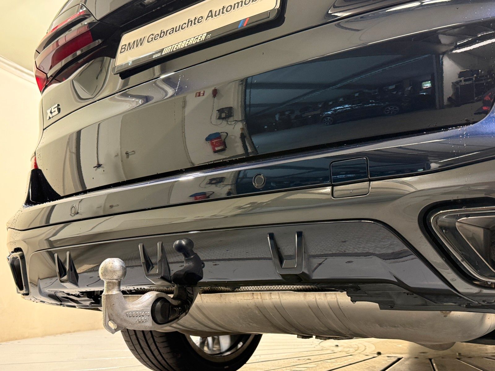 BMW X5 M60i xDrive Standhzg AHK ACC 360° HUD HK Pano